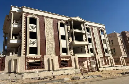 Apartment - 3 Bedrooms - 3 Bathrooms for sale in Golf City - Obour City - Qalyubia