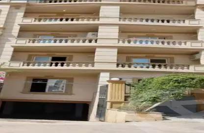 Apartment - 3 Bedrooms - 2 Bathrooms for sale in South Lotus - El Lotus - New Cairo City - Cairo