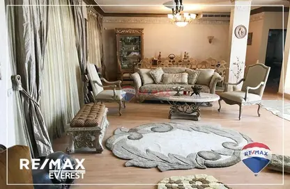 Villa - 3 Bedrooms - 4 Bathrooms for sale in Royal Meadows - Sheikh Zayed Compounds - Sheikh Zayed City - Giza