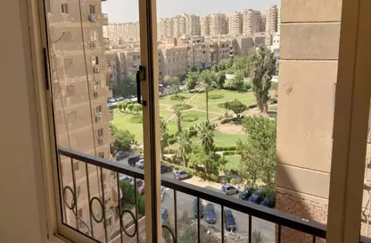 Apartment - 3 Bedrooms - 1 Bathroom for sale in 3rd Sector - Zahraa El Maadi - Hay El Maadi - Cairo