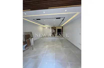 Apartment - 3 Bedrooms - 3 Bathrooms for sale in Regents Park - Al Andalus District - New Cairo City - Cairo