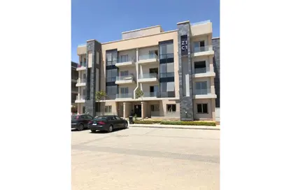 Apartment - 2 Bedrooms - 2 Bathrooms for sale in Galleria Residences - South Investors Area - New Cairo City - Cairo