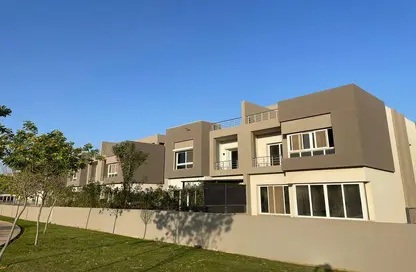 Townhouse - 4 Bedrooms - 4 Bathrooms for sale in The Address - 12th District - Sheikh Zayed City - Giza