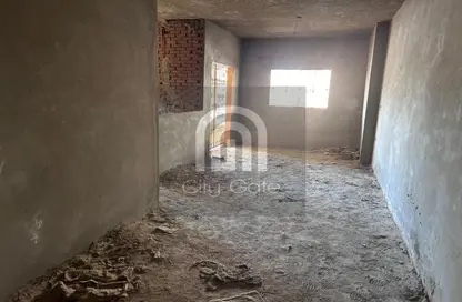 Apartment - 2 Bedrooms - 2 Bathrooms for sale in Al Shorouk Road - 1st Neighborhood - 9th District - Shorouk City - Cairo