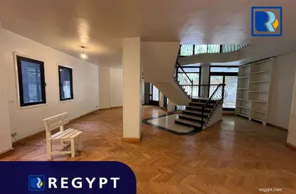 Office Space - Studio - 3 Bathrooms for rent in Street 208 - Degla - Hay El Maadi - Cairo