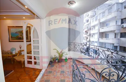 Apartment - 3 Bedrooms - 3 Bathrooms for sale in Mahmoud Al Essawy St. - Sidi Beshr - Hay Awal El Montazah - Alexandria