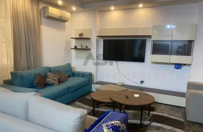 Apartment - 2 Bedrooms - 3 Bathrooms for sale in Al Gezira El Wosta St. (Yousef Kamel) - Zamalek - Cairo