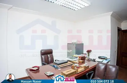 Apartment - 3 Bedrooms - 3 Bathrooms for sale in Tharwat - Hay Sharq - Alexandria