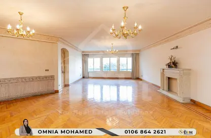 Apartment - 3 Bedrooms - 3 Bathrooms for sale in Al Horreya Road - Saba Basha - Hay Sharq - Alexandria