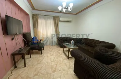 Apartment - 2 Bedrooms - 2 Bathrooms for rent in Ahmed Orabi St. - Mohandessin - Giza