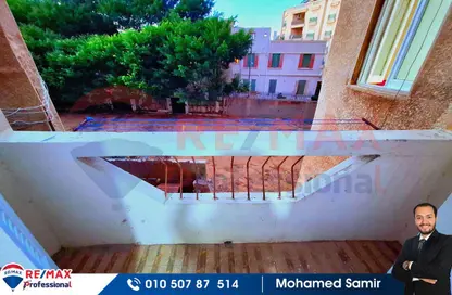 Apartment - 3 Bedrooms - 1 Bathroom for sale in Kafr Abdo St. - Kafr Abdo - Roushdy - Hay Sharq - Alexandria