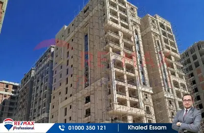 Apartment - 3 Bedrooms - 2 Bathrooms for sale in Al Shohada Square St. - Smouha - Hay Sharq - Alexandria