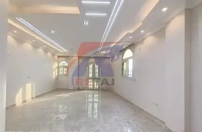 Apartment - 3 Bedrooms - 2 Bathrooms for rent in Mohamed Rahim St. - El Yasmeen 3 - El Yasmeen - New Cairo City - Cairo