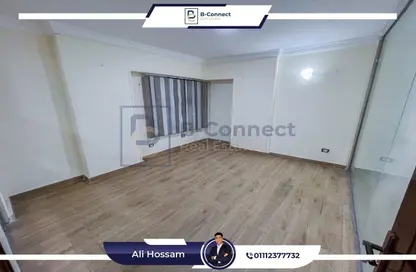 Half Floor - Studio - 1 Bathroom for sale in Gabir Mobarak St. - Mustafa Kamel - Hay Sharq - Alexandria