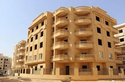 Apartment - 3 Bedrooms - 3 Bathrooms for sale in North Lotus - El Lotus - New Cairo City - Cairo