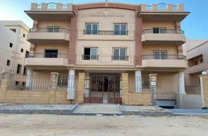 Apartment - 3 Bedrooms - 2 Bathrooms for sale in Tamr Hena - 5th Settlement Compounds - The 5th Settlement - New Cairo City - Cairo