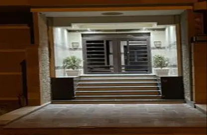 Office Space - Studio - 2 Bathrooms for sale in El Laselky - New Maadi - Hay El Maadi - Cairo