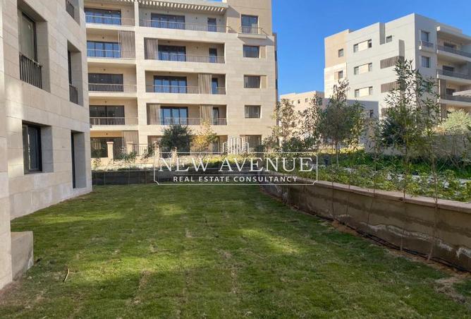 Apartment - 2 Bedrooms - 3 Bathrooms for sale in District 5 Residences - El Katameya Compounds - El Katameya - New Cairo City - Cairo