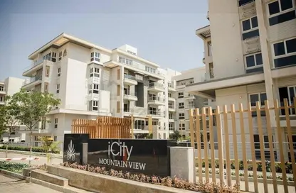 Apartment - 3 Bedrooms - 3 Bathrooms for sale in Mountain View iCity October - 6 October Compounds - 6 October City - Giza