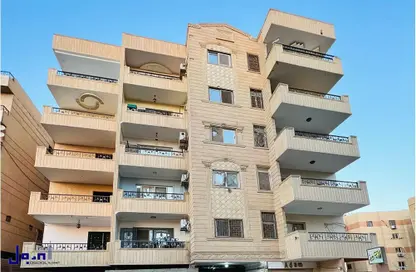 Apartment - 3 Bedrooms - 2 Bathrooms for sale in Gate 1 - Khofo - Hadayek El Ahram - Giza