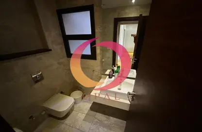 شقة - 3 غرف نوم - 3 حمامات للايجار في بيفرلي هيلز - كمبوندات الشروق - مدينة الشروق - القاهرة