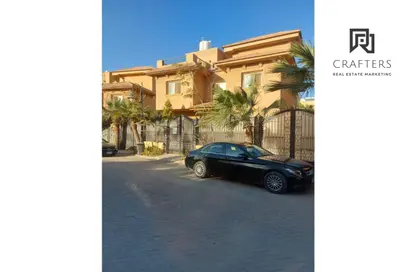 Villa - 6 Bedrooms - 4 Bathrooms for sale in Moon Valley - South Investors Area - New Cairo City - Cairo