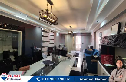 Apartment - 2 Bedrooms - 2 Bathrooms for sale in Al Geish Road - Laurent - Hay Sharq - Alexandria