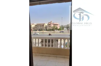 Apartment - 3 Bedrooms - 2 Bathrooms for rent in Ganoob El Acadimia - New Cairo City - Cairo