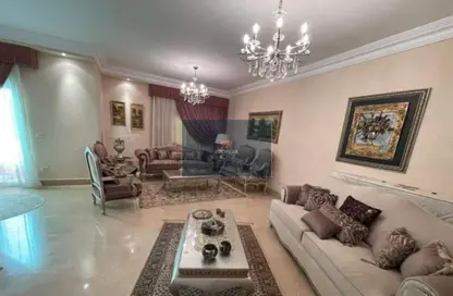 Apartment - 4 Bedrooms - 3 Bathrooms for sale in Salah Salem St. - El Banafseg 9 - El Banafseg - New Cairo City - Cairo