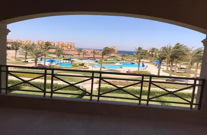 Chalet - 2 Bedrooms - 2 Bathrooms for sale in La Vista Topaz - La Vista - Al Ain Al Sokhna - Suez