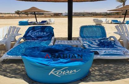 Chalet - 2 Bedrooms - 2 Bathrooms for sale in Koun - Ras Al Hekma - North Coast