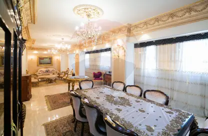 Apartment - 3 Bedrooms - 2 Bathrooms for sale in Gamal Abdel Nasser Road - Sidi Beshr - Hay Awal El Montazah - Alexandria