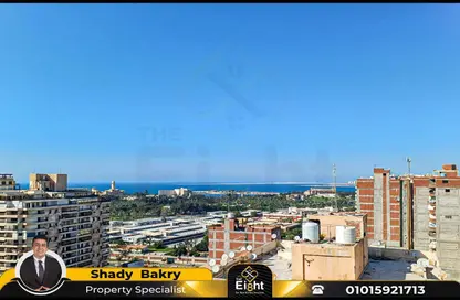 Apartment - 4 Bedrooms - 2 Bathrooms for sale in Elsayed Hussein Street - El Mandara - Hay Than El Montazah - Alexandria