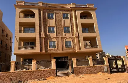 Apartment - 3 Bedrooms - 3 Bathrooms for sale in New Narges - New Cairo City - Cairo