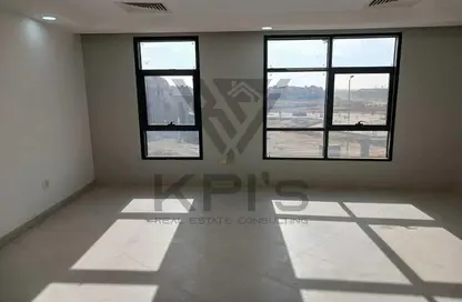 Office Space - Studio - 1 Bathroom for rent in East Hill - 5th Settlement Compounds - The 5th Settlement - New Cairo City - Cairo