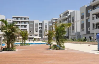 Apartment - 3 Bedrooms - 3 Bathrooms for sale in High City - 5th District - Obour City - Qalyubia