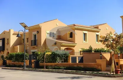 Townhouse - 3 Bedrooms - 3 Bathrooms for sale in Mivida - 5th Settlement Compounds - The 5th Settlement - New Cairo City - Cairo