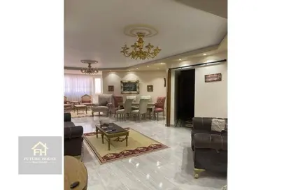 Apartment - 3 Bedrooms - 2 Bathrooms for rent in Zahraa Al Maadi St. - Degla - Hay El Maadi - Cairo