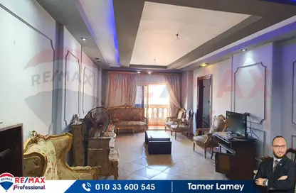 Apartment - 3 Bedrooms - 2 Bathrooms for sale in Zaki Ragab St. - Smouha - Hay Sharq - Alexandria