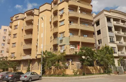 Apartment - 3 Bedrooms - 2 Bathrooms for sale in El Banafseg Apartment Buildings - El Banafseg - New Cairo City - Cairo