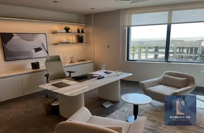 Office Space - Studio - 1 Bathroom for sale in Westown - Sheikh Zayed Compounds - Sheikh Zayed City - Giza