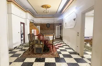 Apartment - 2 Bedrooms - 1 Bathroom for sale in Mohamed Hussein St. - Sidi Beshr - Hay Awal El Montazah - Alexandria