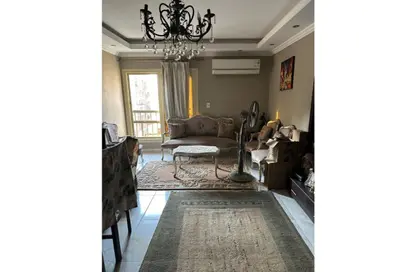 Apartment - 3 Bedrooms - 1 Bathroom for sale in Al Hegaz St. - Roxy - Heliopolis - Masr El Gedida - Cairo