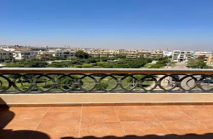 Apartment - 4 Bedrooms - 2 Bathrooms for rent in Area D - Ganoob El Acadimia - New Cairo City - Cairo