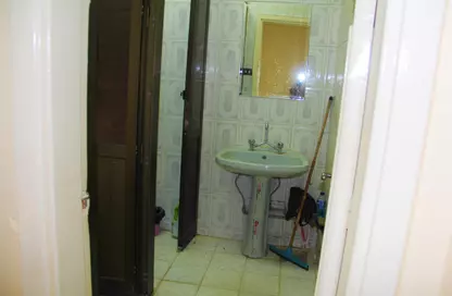 Apartment - 3 Bedrooms - 1 Bathroom for sale in Ramsis St. - Nadi Al Sekka Al Hadid - Nasr City - Cairo