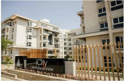 Apartment - 3 Bedrooms - 3 Bathrooms for sale in Mountain View iCity - 5th Settlement Compounds - The 5th Settlement - New Cairo City - Cairo