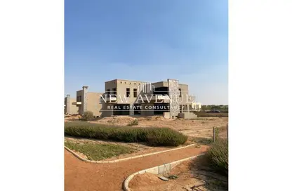 Villa - 5 Bedrooms - 5 Bathrooms for sale in Ivy - Cairo Alexandria Desert Road - Giza