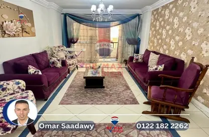 Apartment - 3 Bedrooms - 1 Bathroom for sale in Sidi Beshr Mosque St. - Sidi Beshr - Hay Awal El Montazah - Alexandria