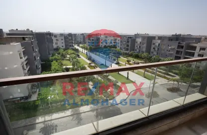 Apartment - 2 Bedrooms - 3 Bathrooms for sale in Aeon - 6 October Compounds - 6 October City - Giza