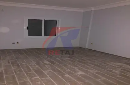 Apartment - 3 Bedrooms - 2 Bathrooms for rent in Mohamed Naguib Axis - Abou El Houl - New Cairo City - Cairo